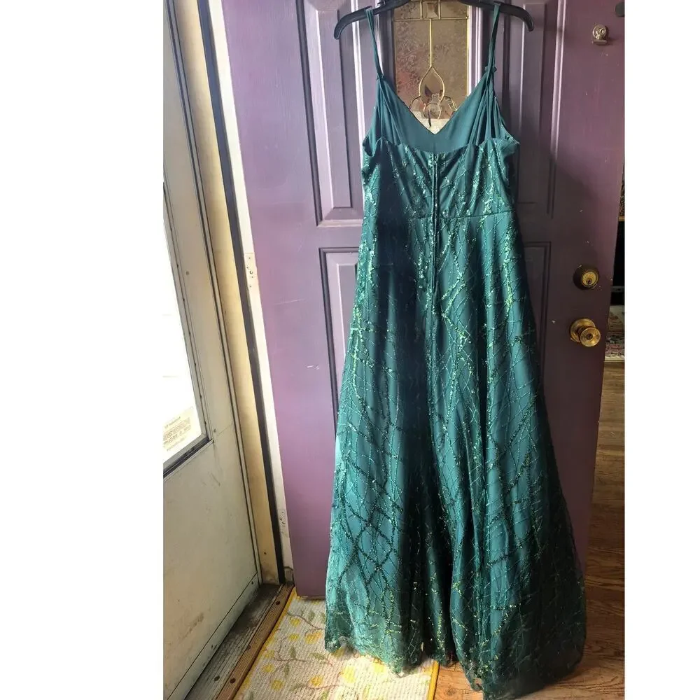 Say Yes To The Prom Emerald Green Pron Formal Dress womens size 14W with Sequins